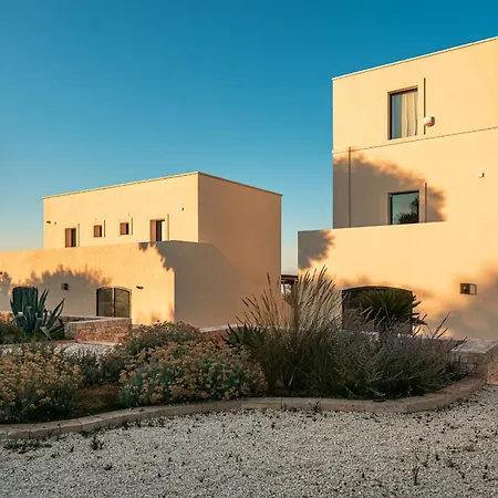 Breathtaking Sea View With Private Pool - Casina Menga By Helloapulia Вилла Монополи
